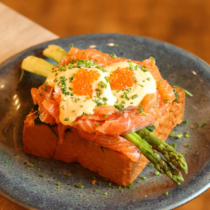 Salmon Benedict